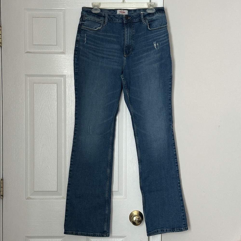 Women's Wrangler Dark Wash High Rise Bold Boot Jeans Size 14 Length 34
